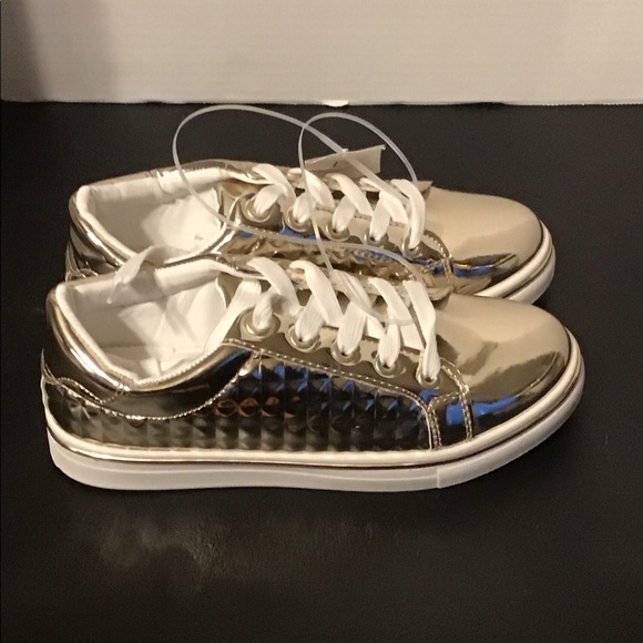 Qupid Gold Women’s Sneakers (… - Picture 2 of 6